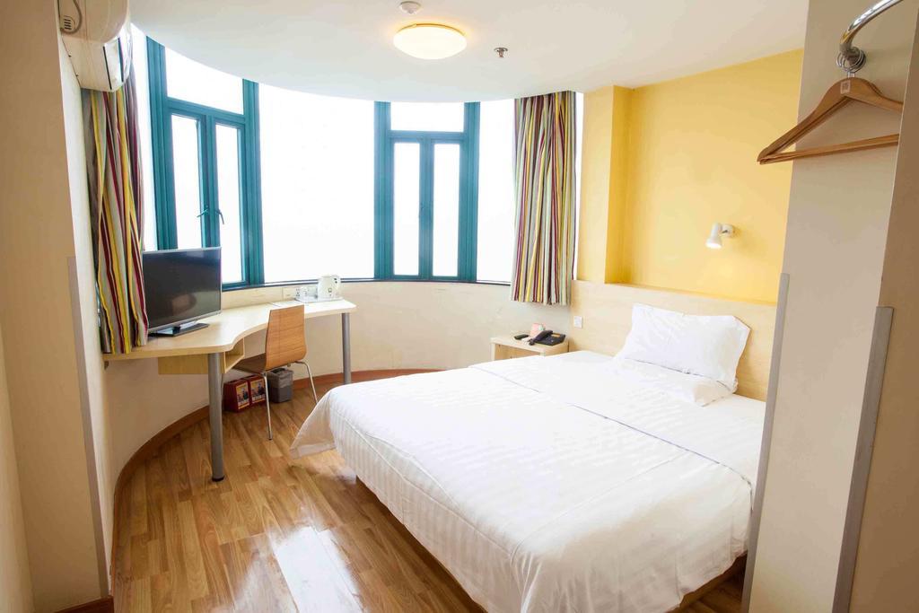 7Days Inn Bazhong Jiangbei Bus Station Centre Номер фото