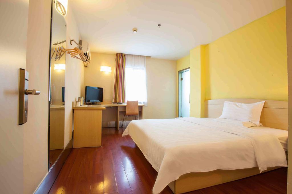 7Days Inn Bazhong Jiangbei Bus Station Centre Номер фото
