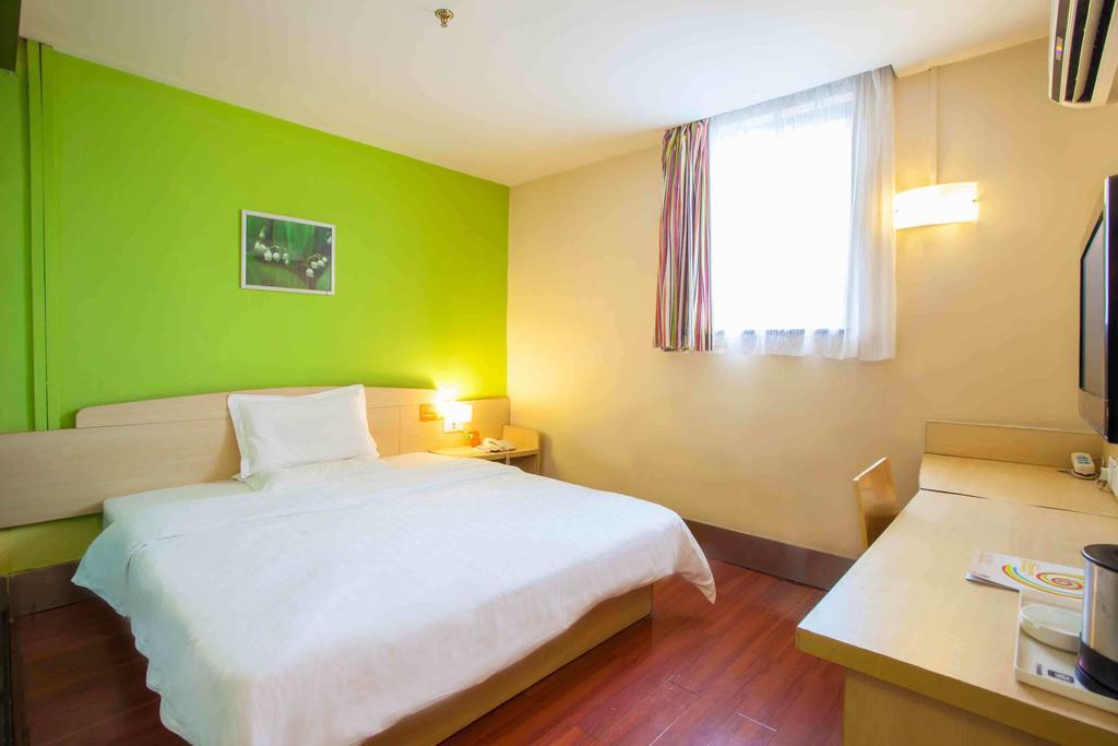 7Days Inn Bazhong Jiangbei Bus Station Centre Номер фото